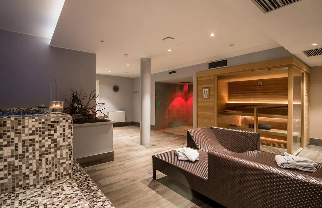 Hotel Colfosco-1