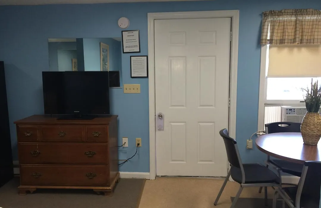 The Oceanic Inn-1