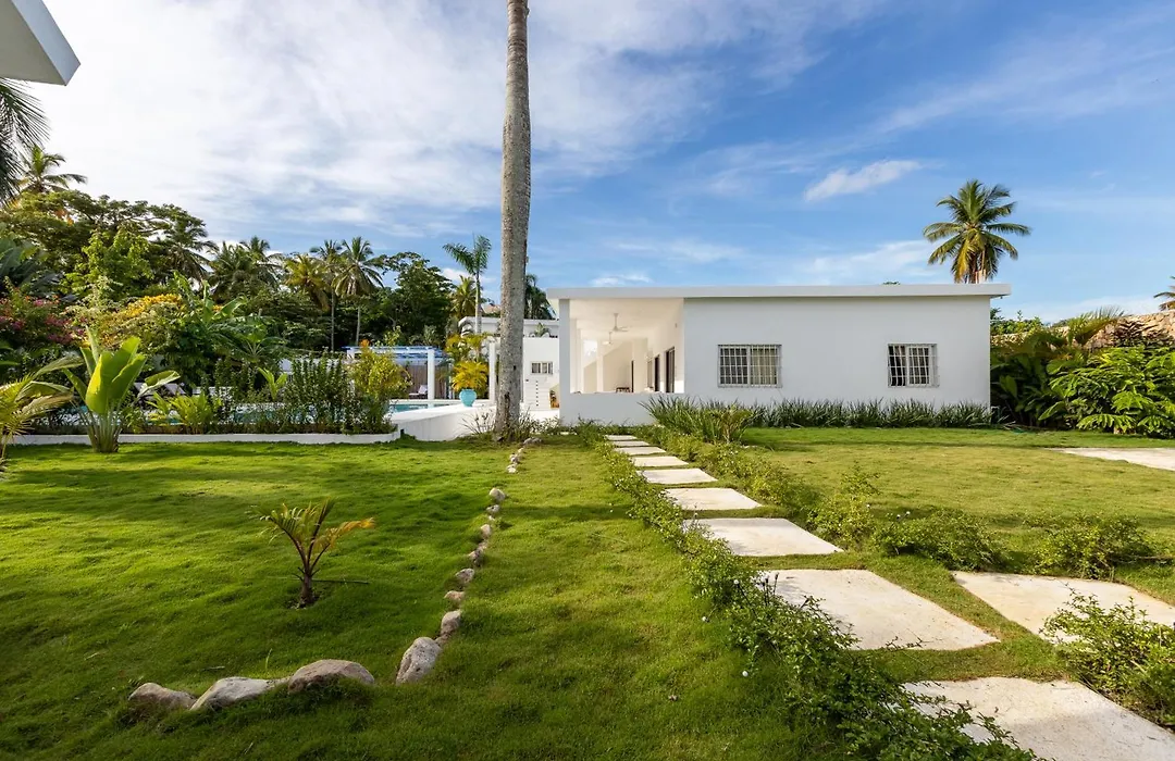 María Juana, Hostal Las terrenas-1