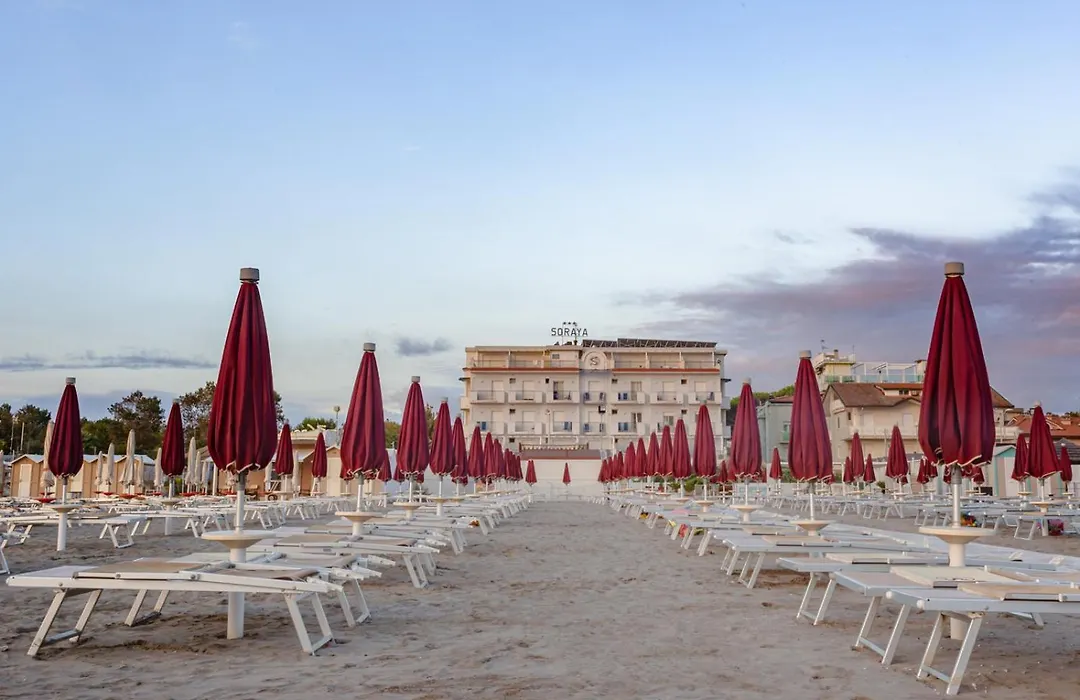 Hotel Soraya - Spiaggia Sawasdee With Beach, Restaurant & Parking-1