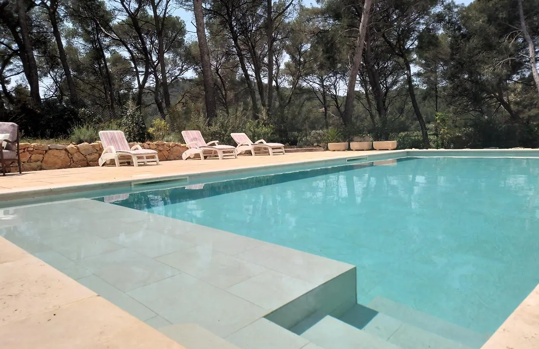 Les Pieds Tanqués - Bed&Breakfast-Spa-1