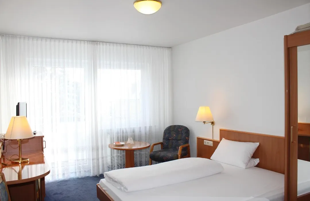 Hotel Garni Eden-1