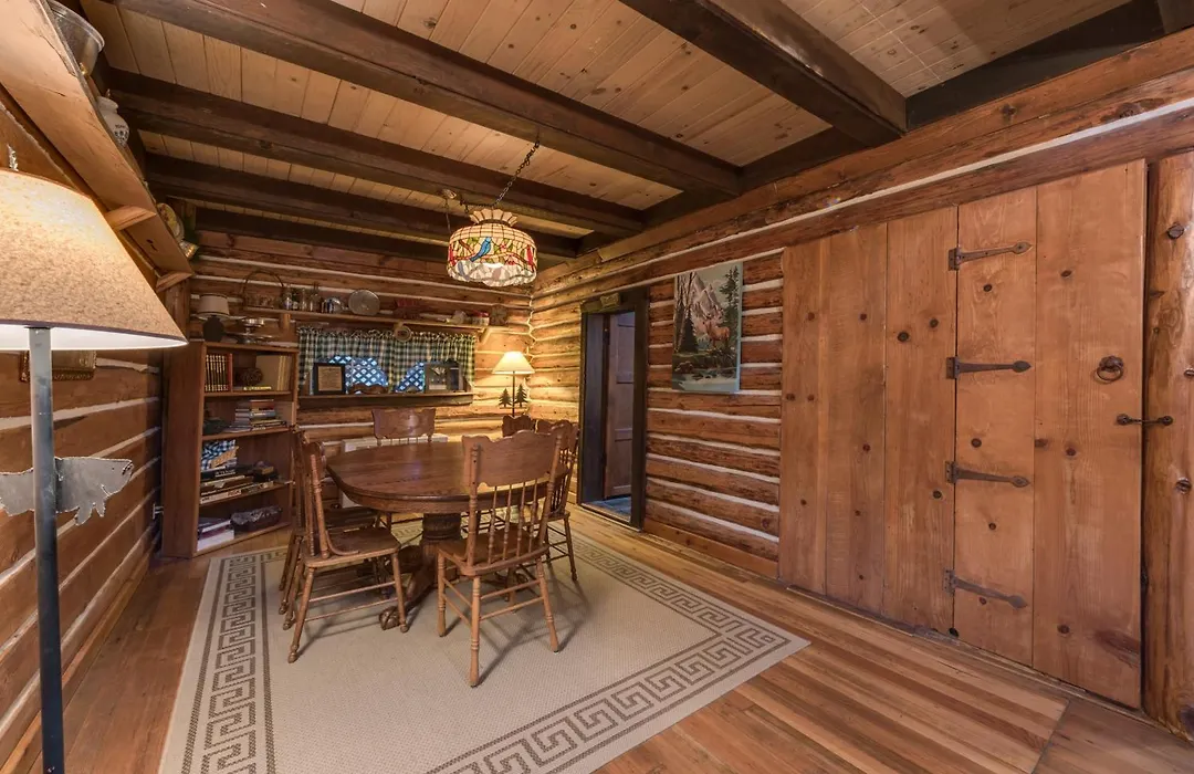 The Davies Family Inn (Adults Only)-1