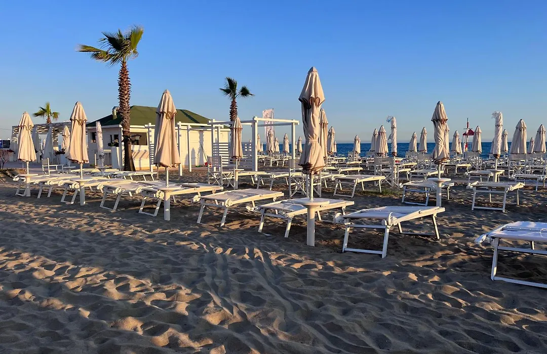 Hotel La Rosetta Scauri-1