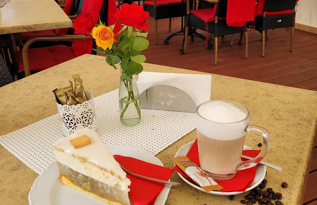 Cafe'Seestrasse-1