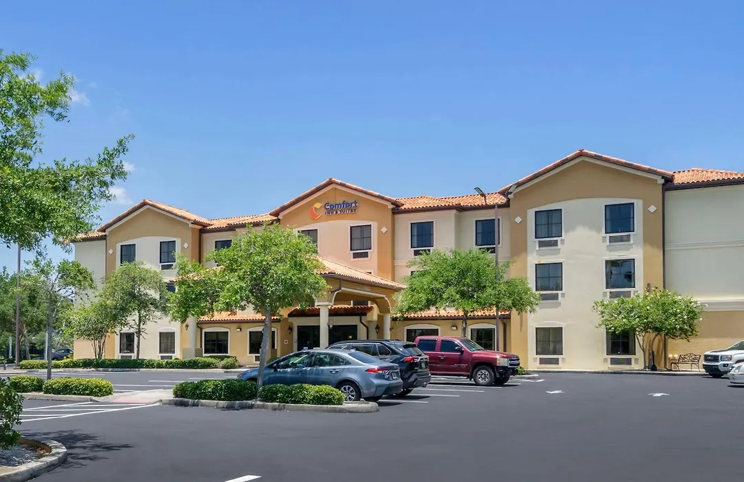 Comfort Inn & Suites Northeast - Gateway-1