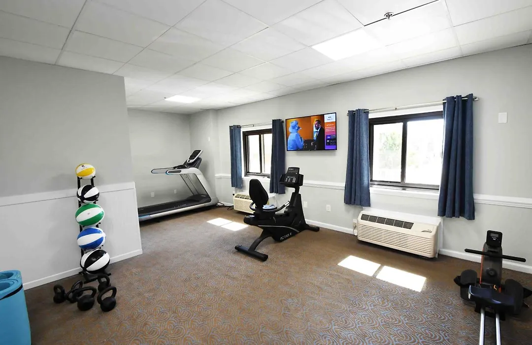 Coastal Palms Inn And Suites-1