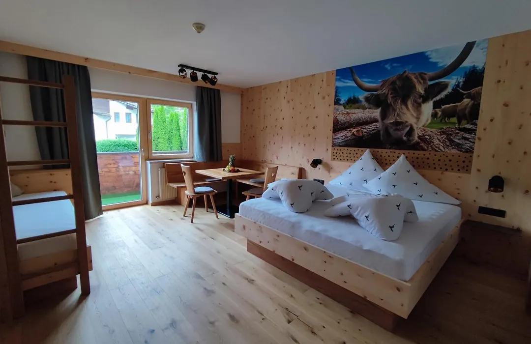 Apart Hotel Ideal-1