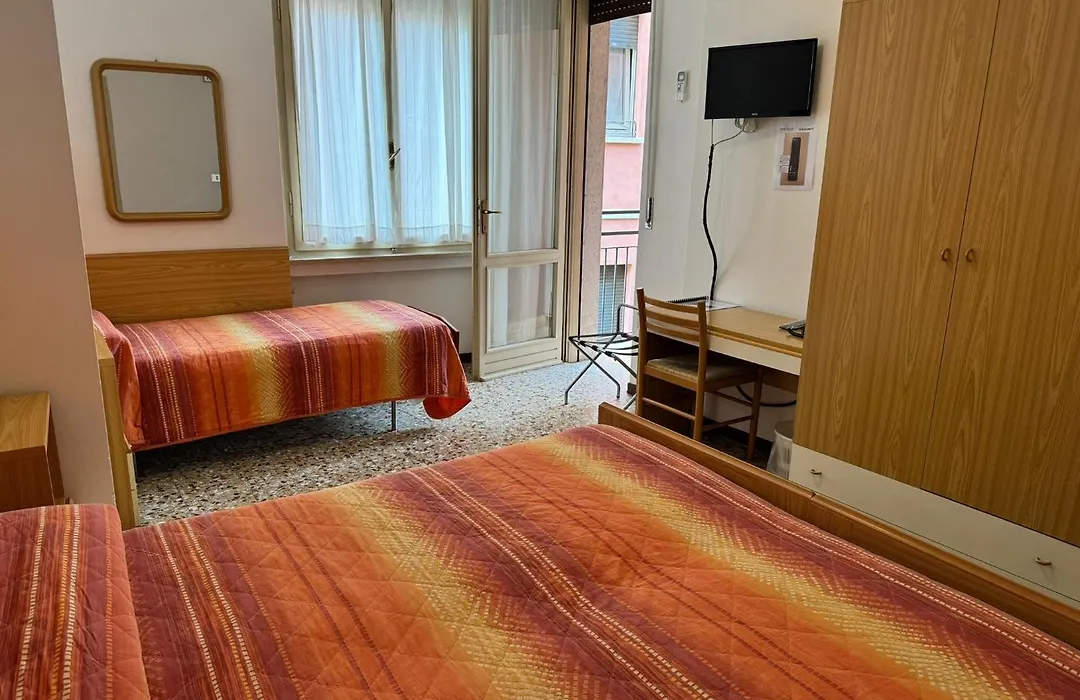 Hotel Garnì Capinera-1