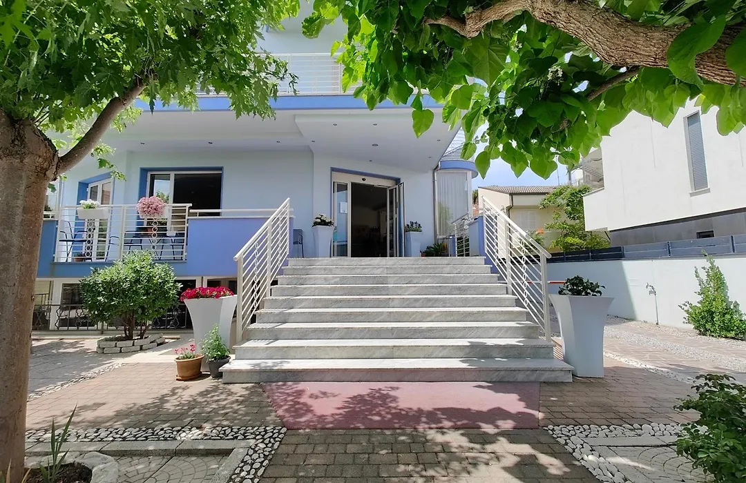 Hotel Moderno - Bed&Breakfast-1