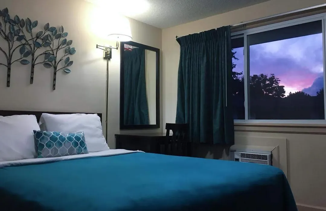 Swiss Cottage Inn-1