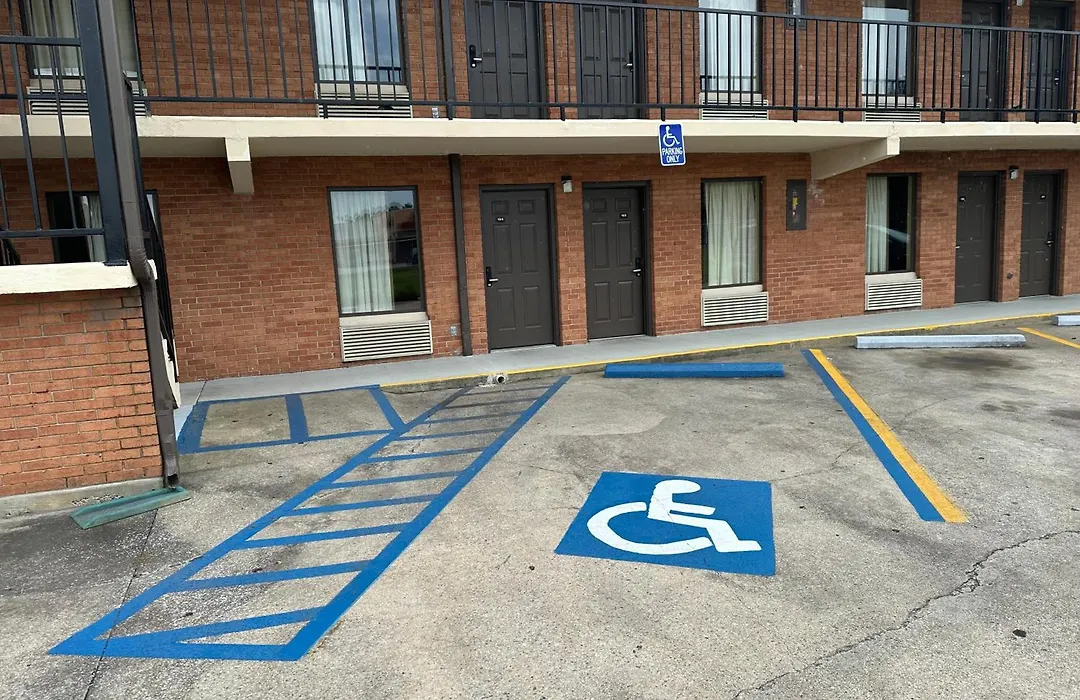 Royal Inn - Anniston-1