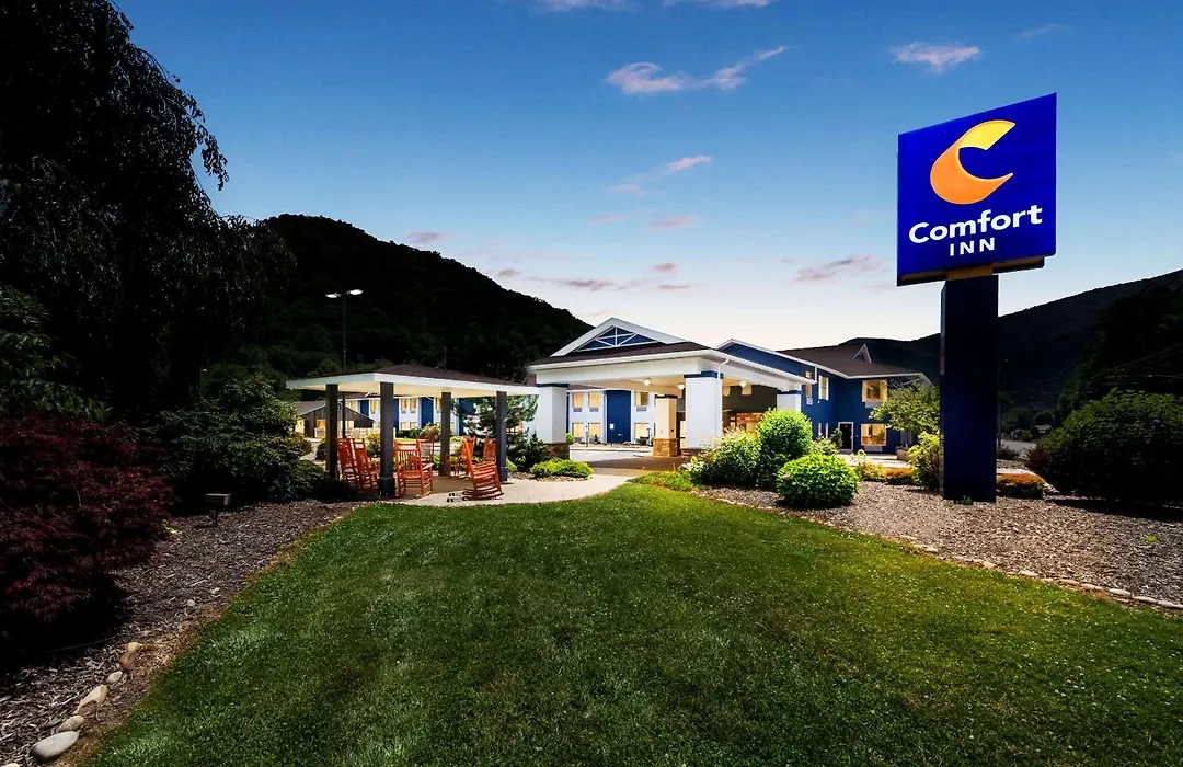 Comfort Inn Near Great Smoky Mountain National Park-1