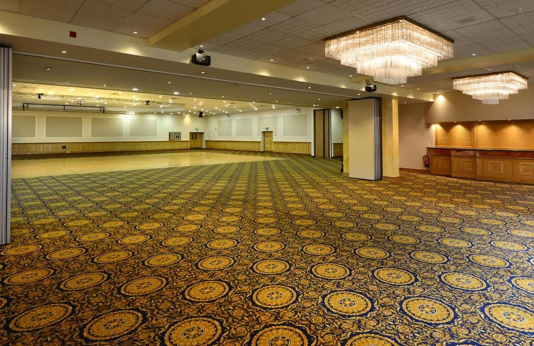 Brandon Hotel Conference & Leisure Centre-1