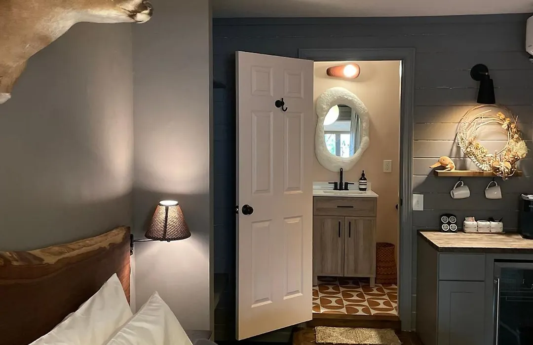 Outpost Inn-1