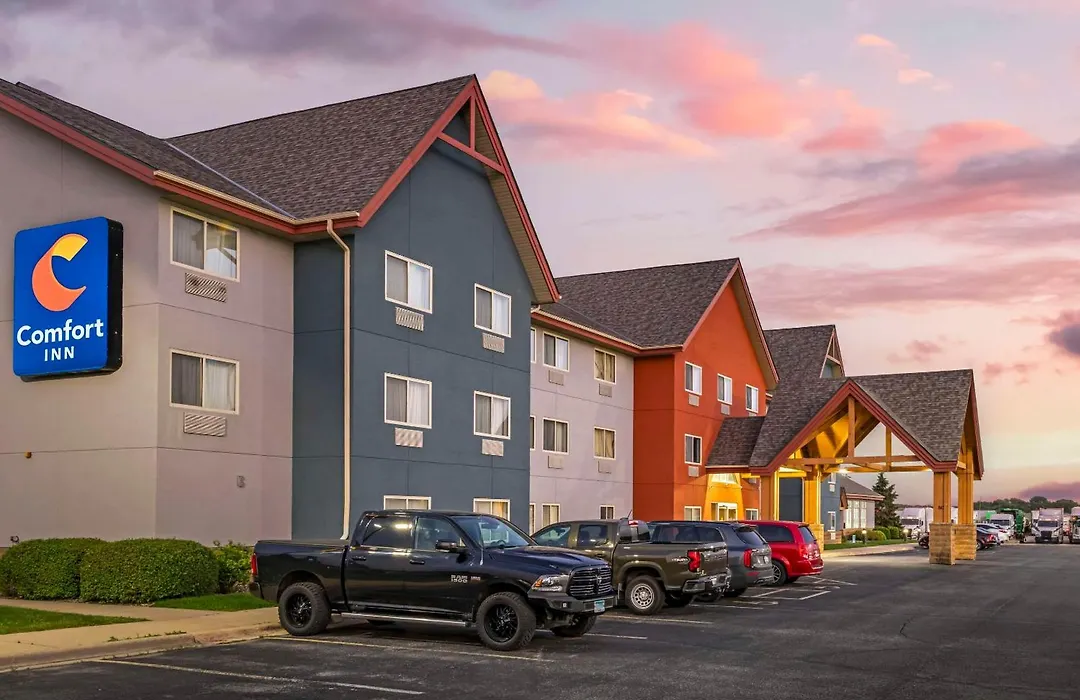 Comfort Inn Albert Lea At Trails Travel Center-1