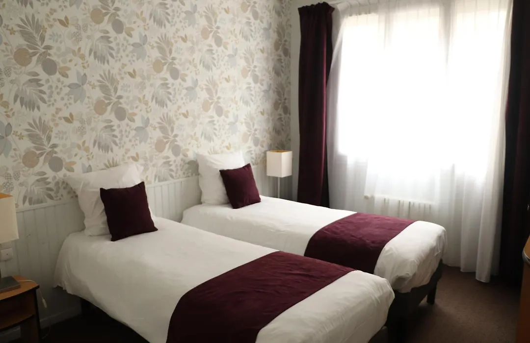 Logis Hotel La Coupe d'Or-1