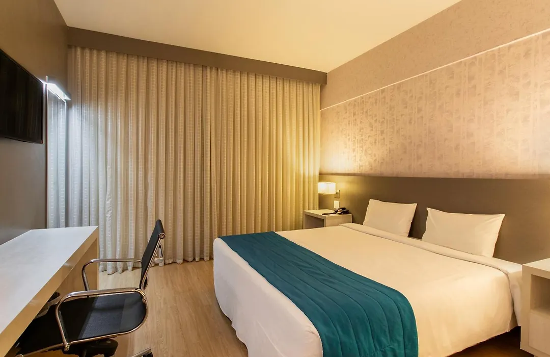 Suntory Hotel-1