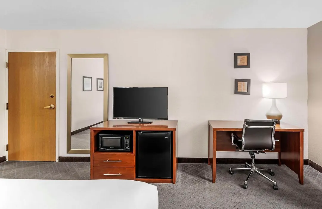 Comfort Inn Splash Harbor-1