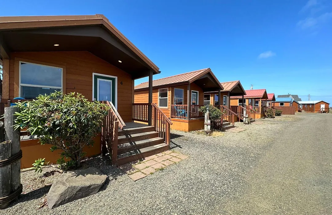 Westport Inn Cabins-1