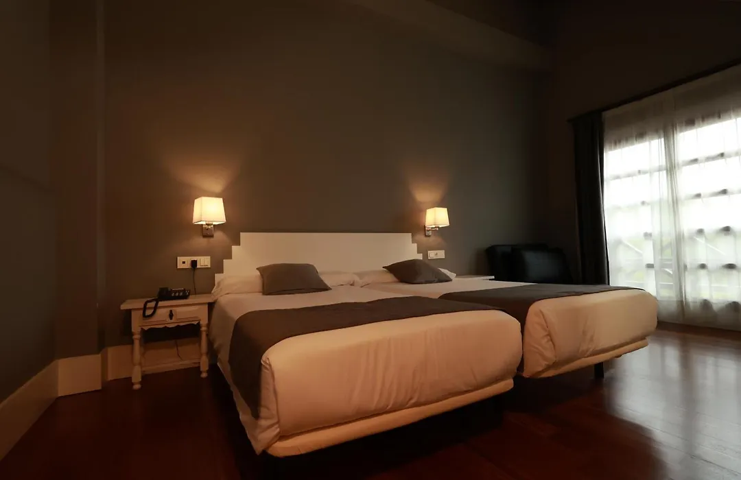Hotel The Park Derio-1