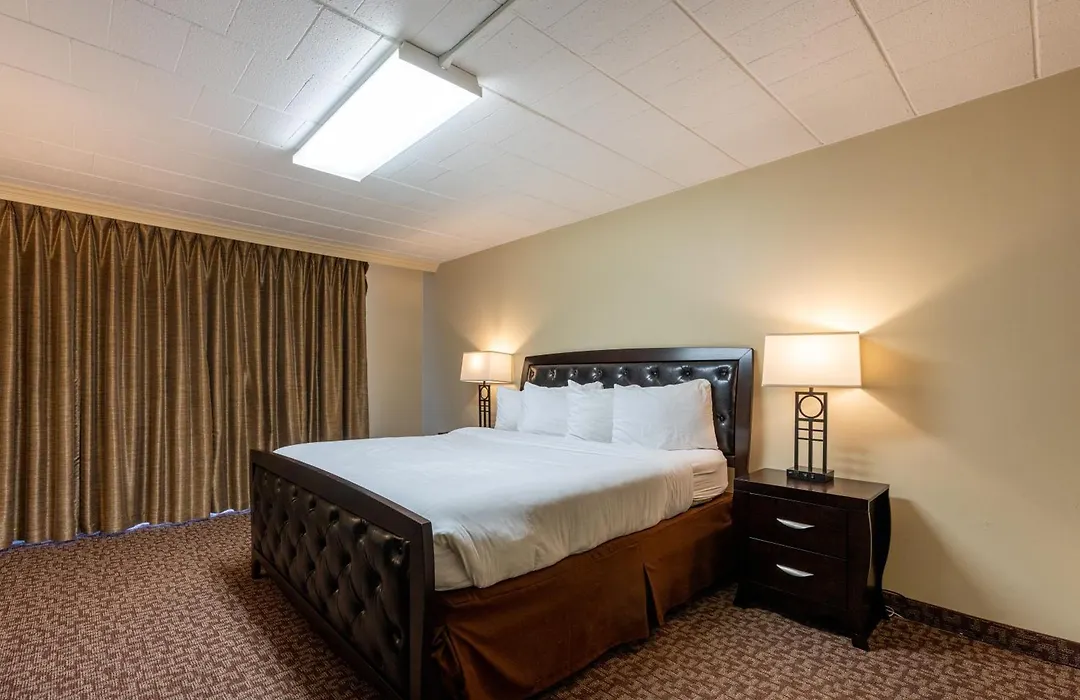 Altoona Grand Hotel-1
