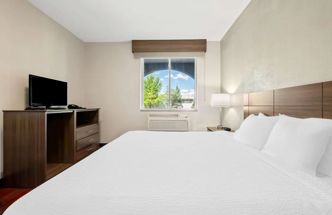 Best Western Dartmouth-New Bedford-1