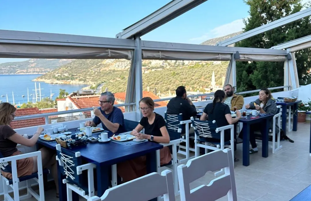 The White House Kalkan-1
