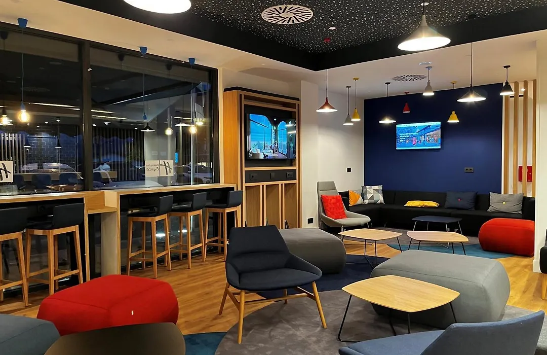 Holiday Inn Express Bilbao Airport By Ihg-1