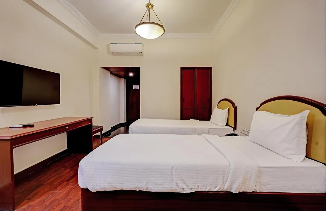 Oyo Palette - Hotel Victoria-1
