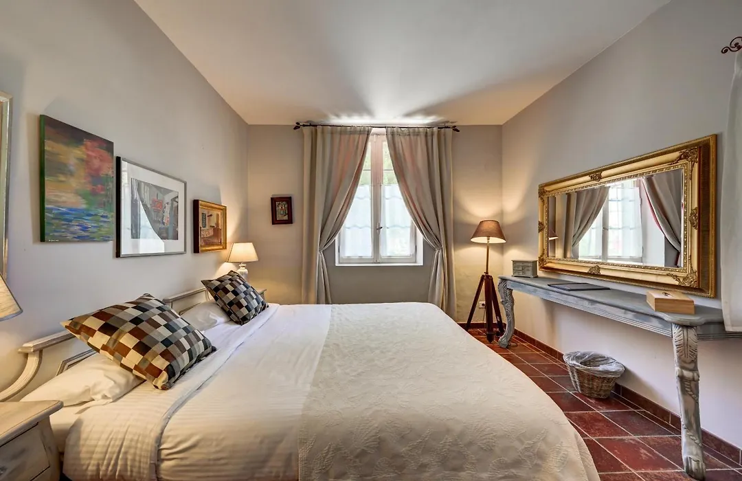 Mas des Comtes de Provence-1