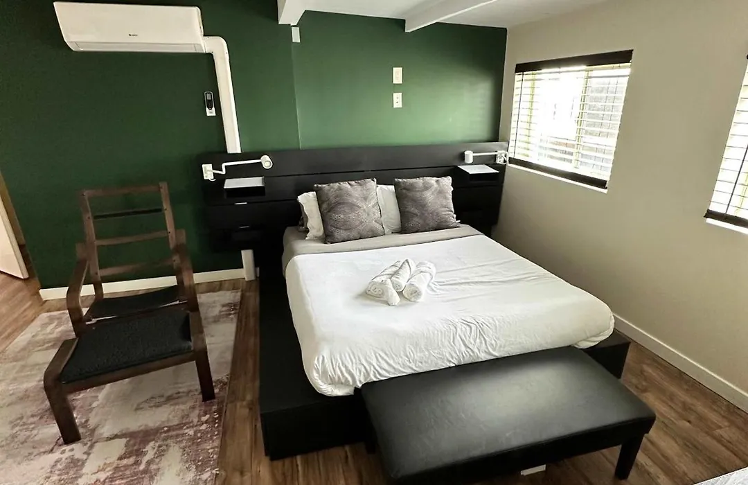 Special Studio In Center Of San Diego-1
