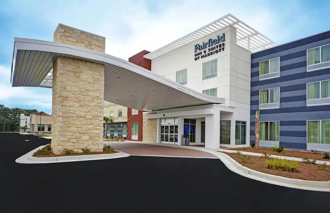 Fairfield Inn & Suites By Marriott Savannah Sw/Richmond Hill-1