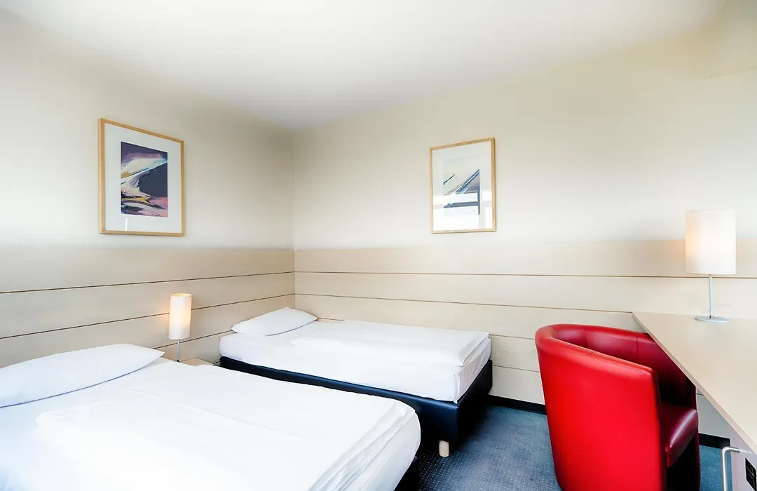 Enjoy Hotel Am Studio-1