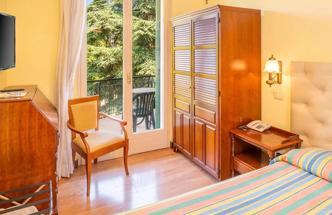 Hotel Palme & Suite-1