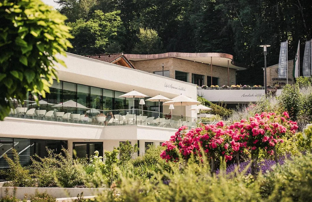 Quellenhotel Heiltherme Bad Waltersdorf - 2-Thermenresort-1