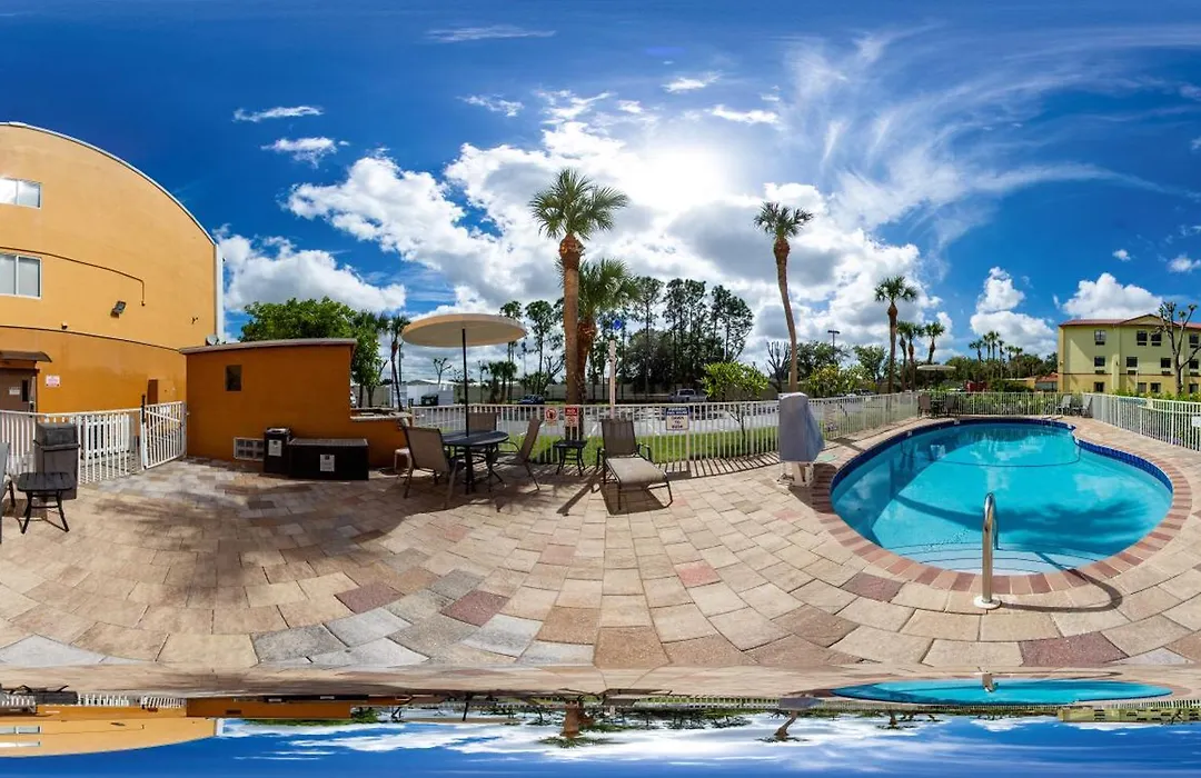 Quality Inn Sarasota I-75-1