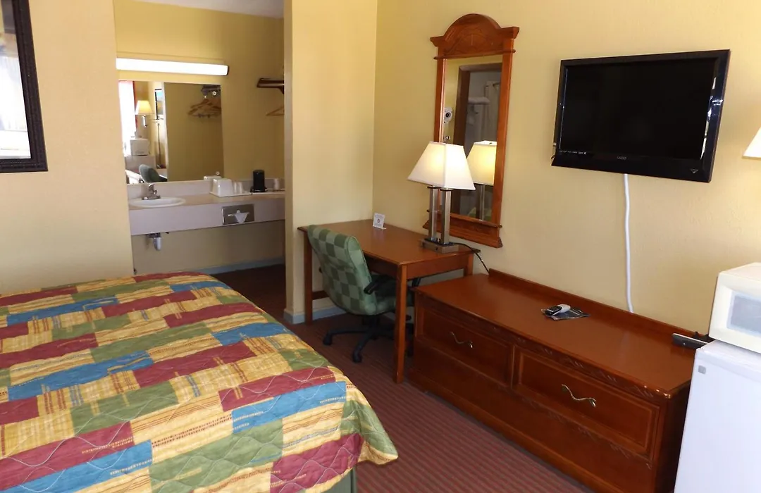 Regency Inn-1
