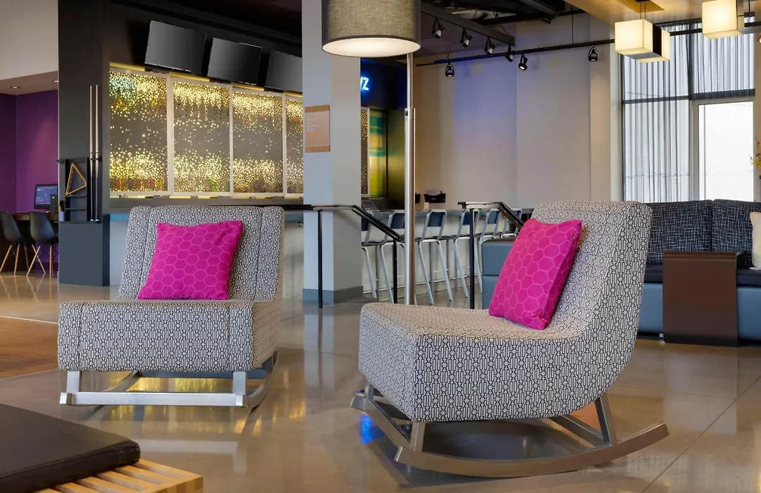 Aloft By Marriott Milwaukee Downtown-1
