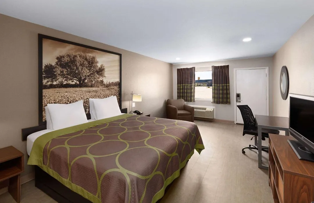 Super 8 By Wyndham Buffalo-1