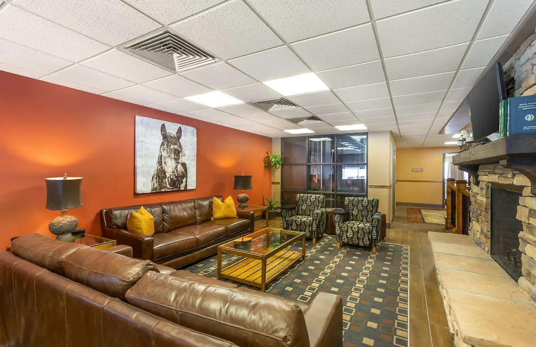 Best Western Premier Ivy Inn & Suites-1