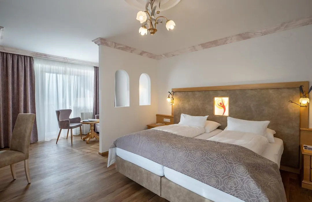 Alpenhotel Karwendel -Adults Only--1