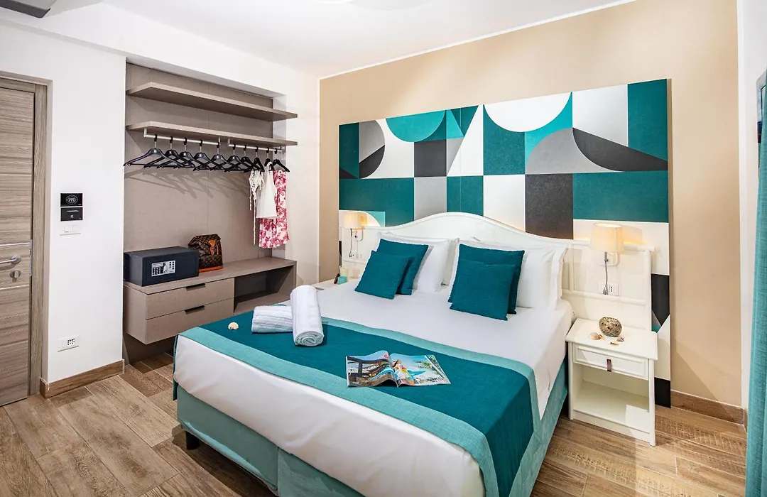 Hotel Capitol-1