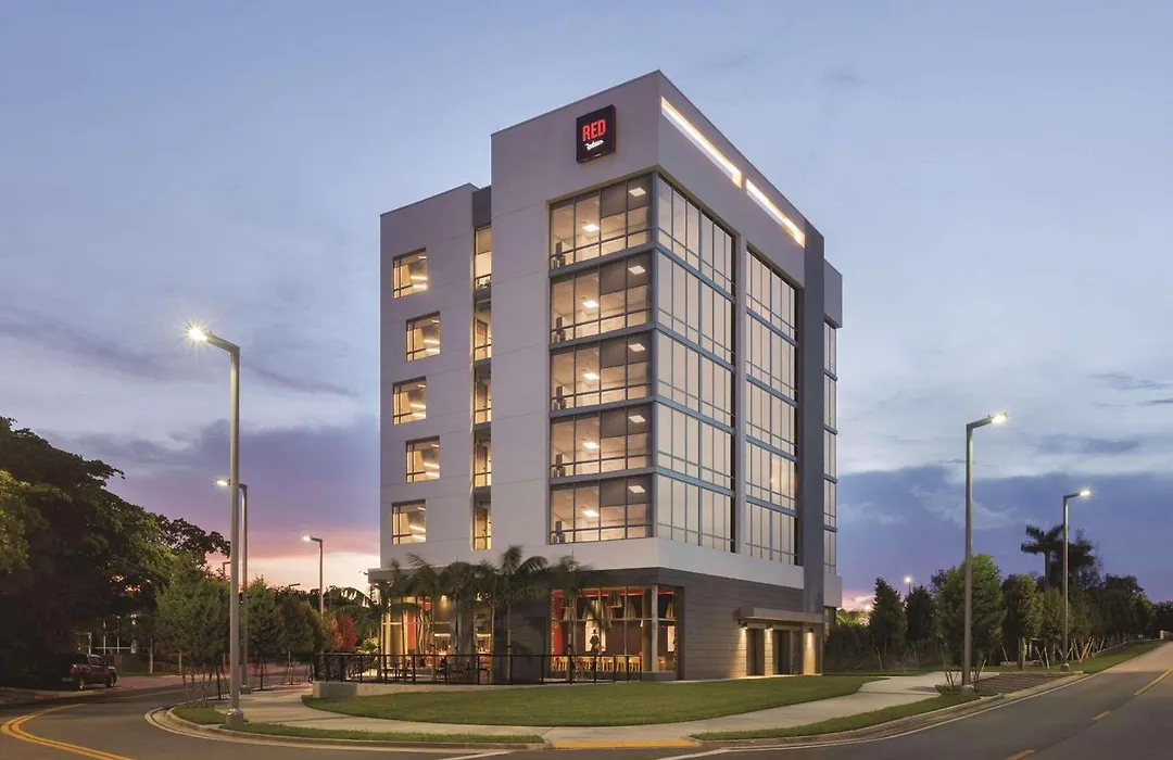 Radisson Red Miami Airport-1