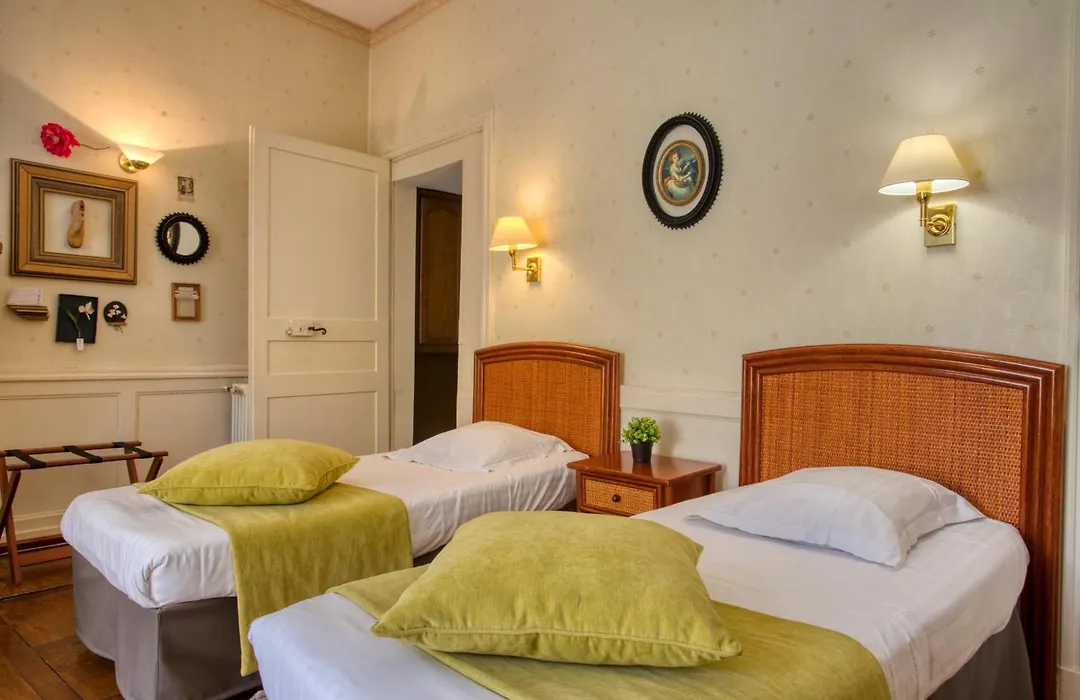 Noreli B&B-1