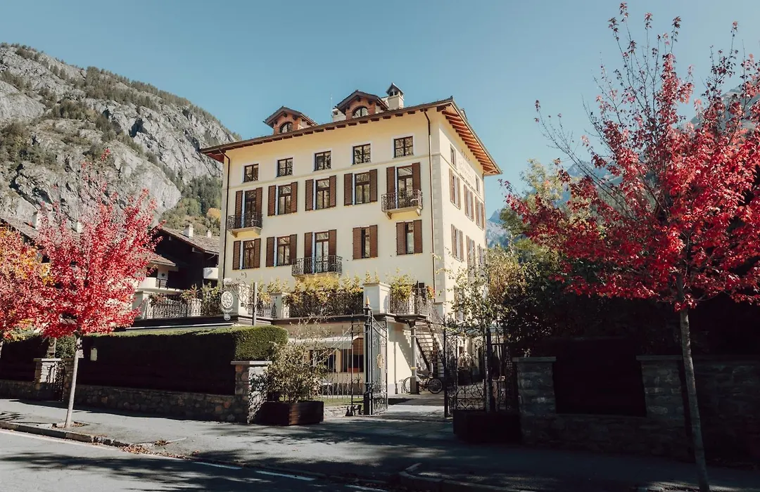 Villa Novecento Romantic Hotel - Estella Hotels Italia-1