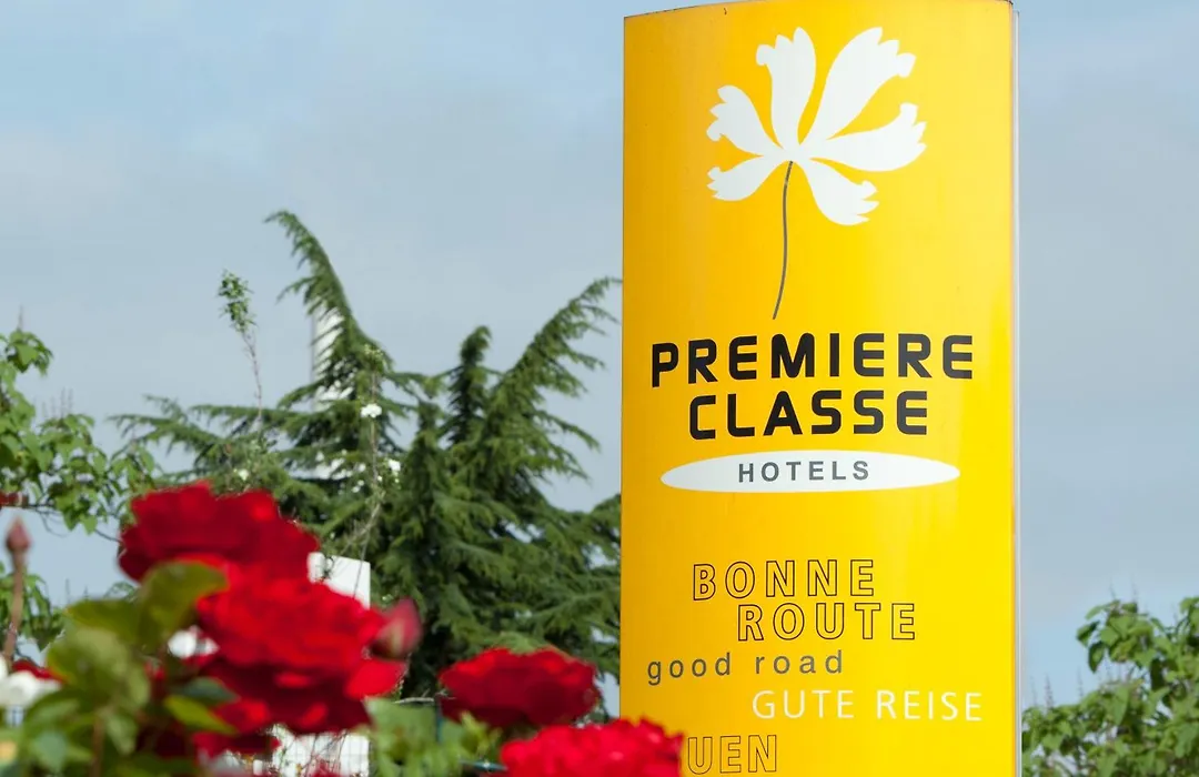 Hôtel Première Classe Orange-1