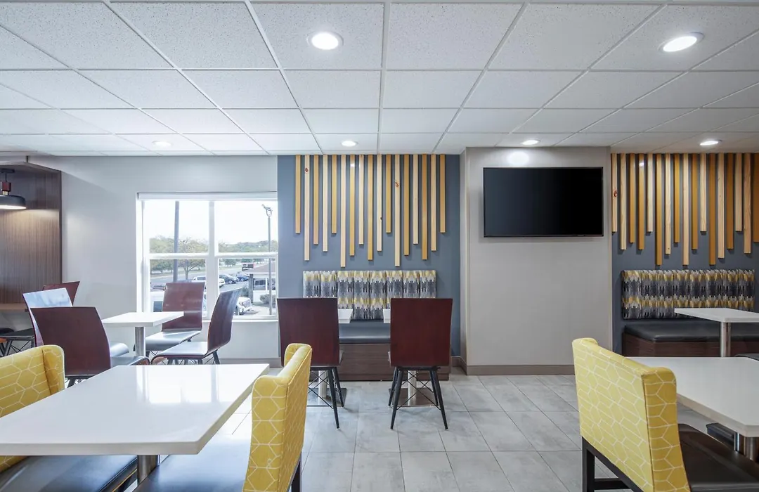 La Quinta By Wyndham Lexington Park - Patuxent-1