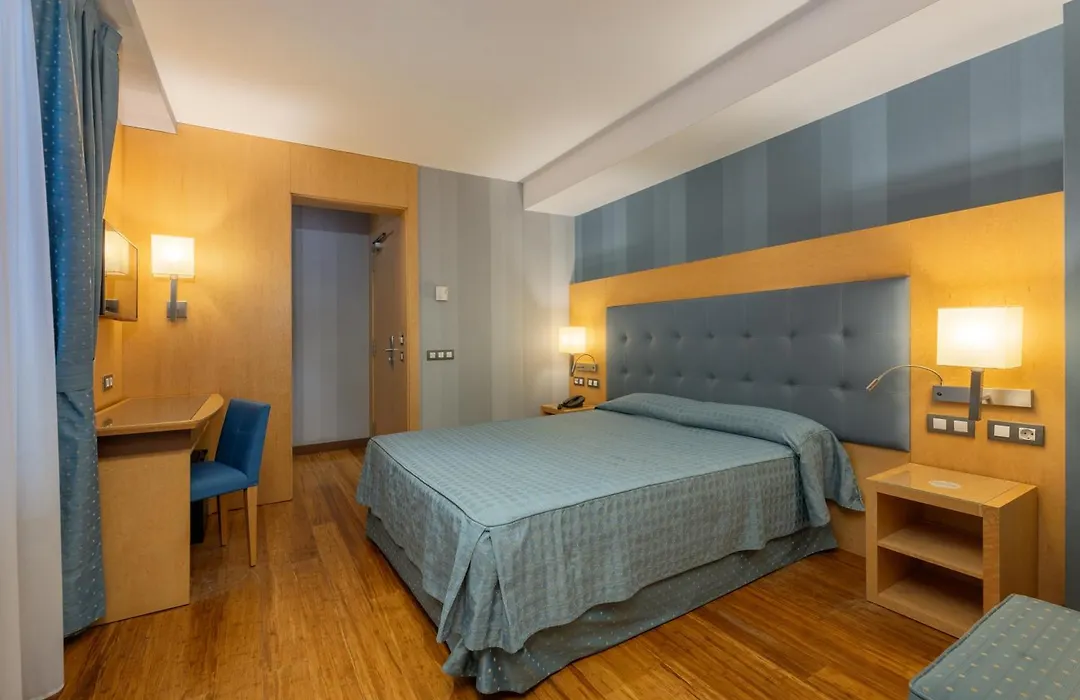 Hotel Del Mar-1