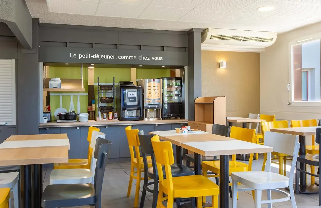 B&B HOTEL CHATEAUROUX Déols-1
